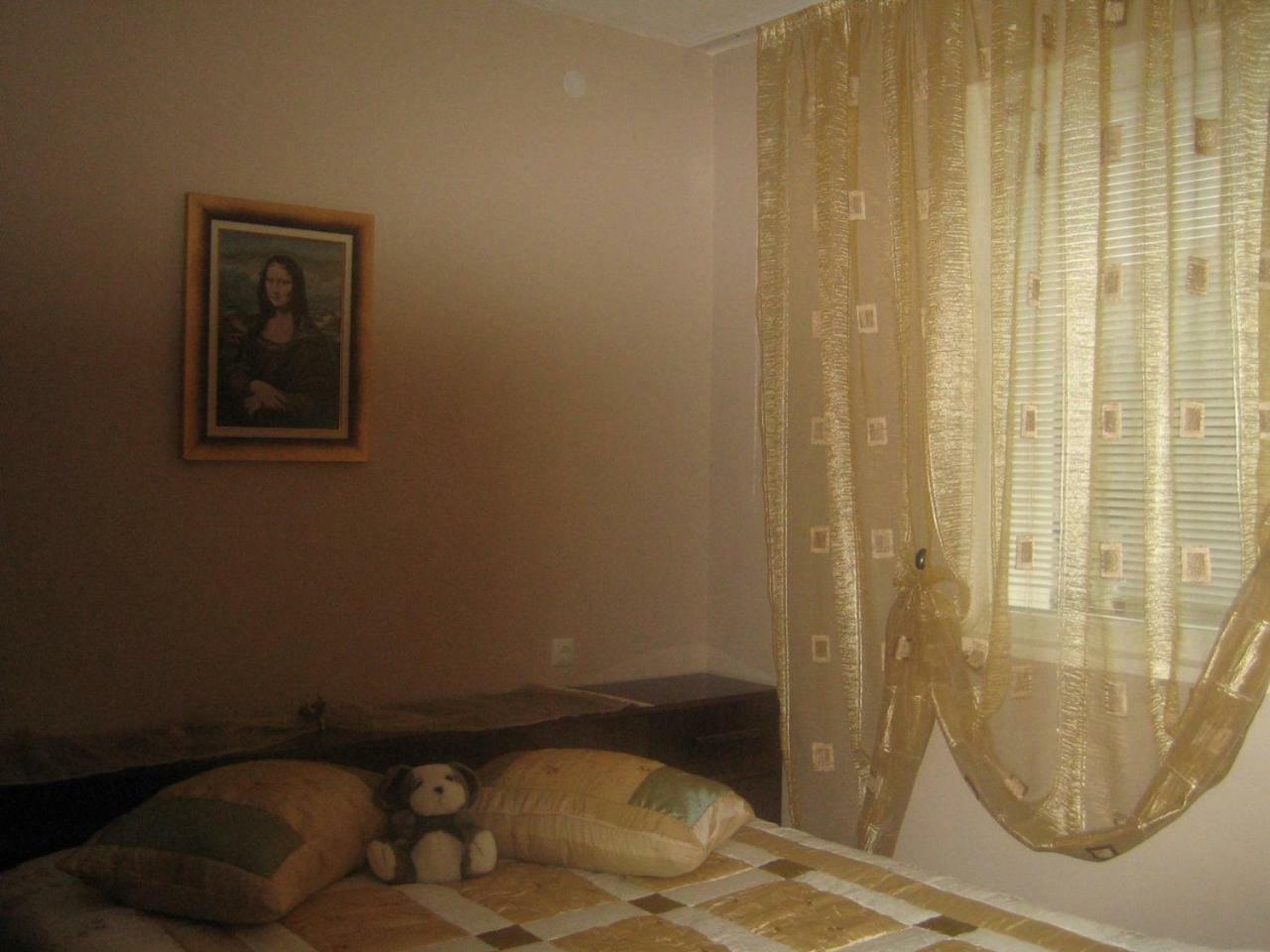 Velkovski Guest House Хисаря Экстерьер фото